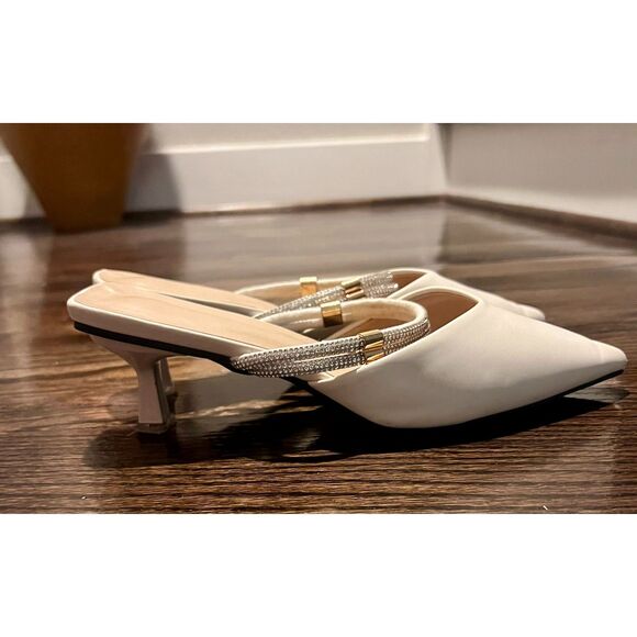 2” Ivory mule shoes with rhinestone bands. EUC. Worn once for 4h - Picture 9 of 12
